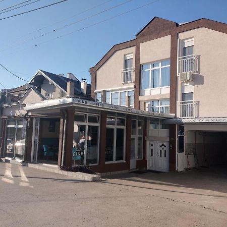 Fine Suites Ni Eksteriør bilde