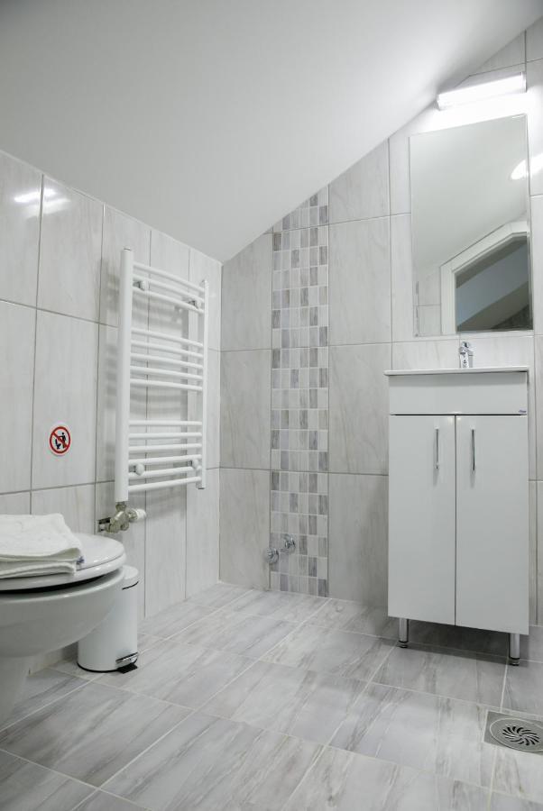 Fine Suites Ni Eksteriør bilde