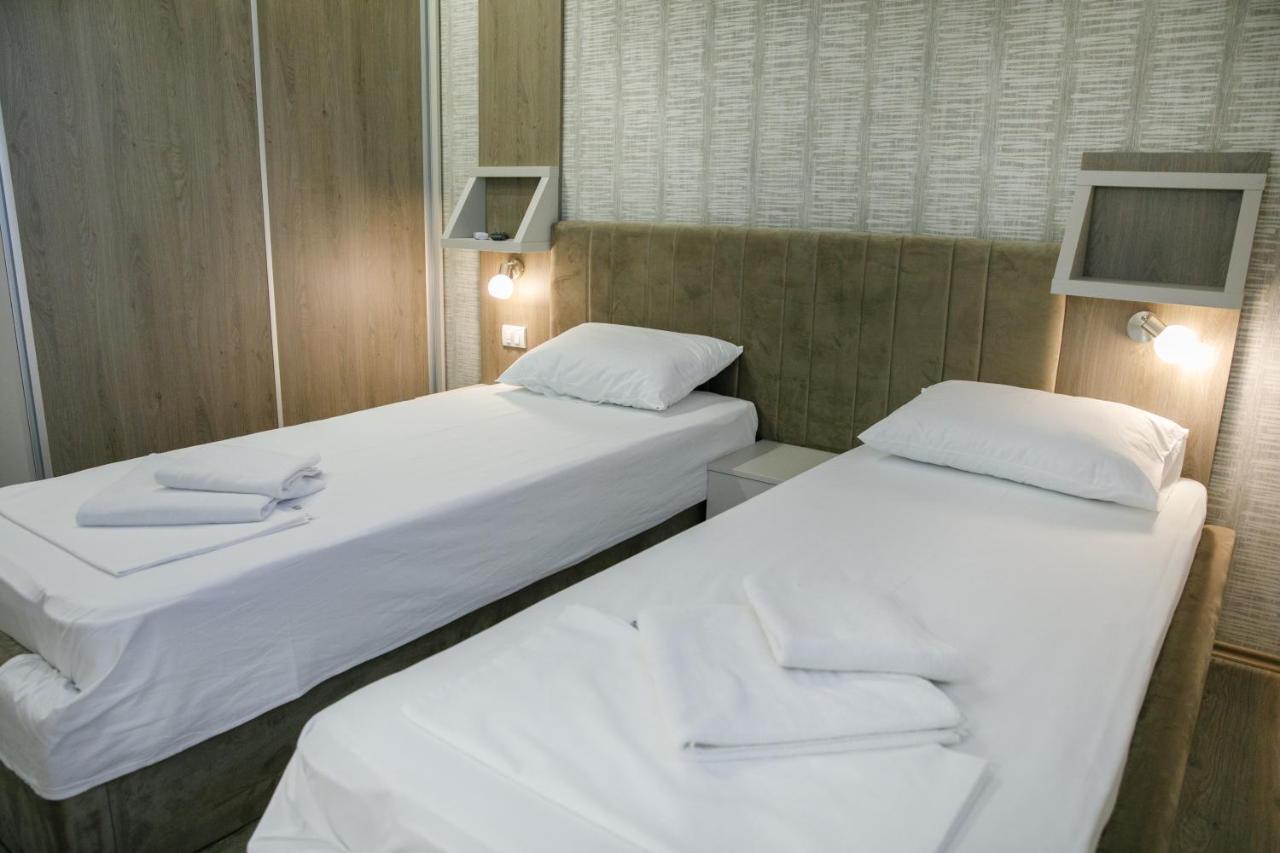Fine Suites Ni Eksteriør bilde