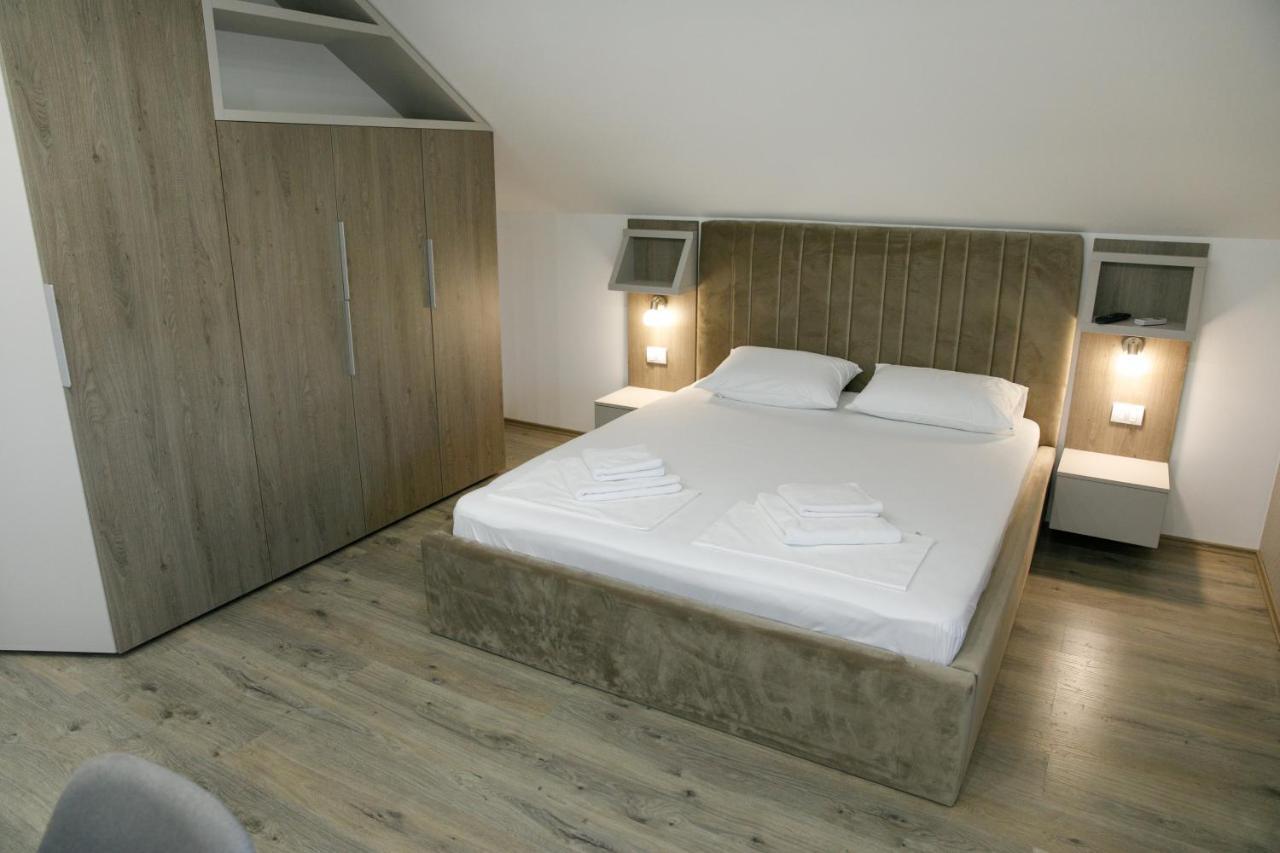 Fine Suites Ni Eksteriør bilde